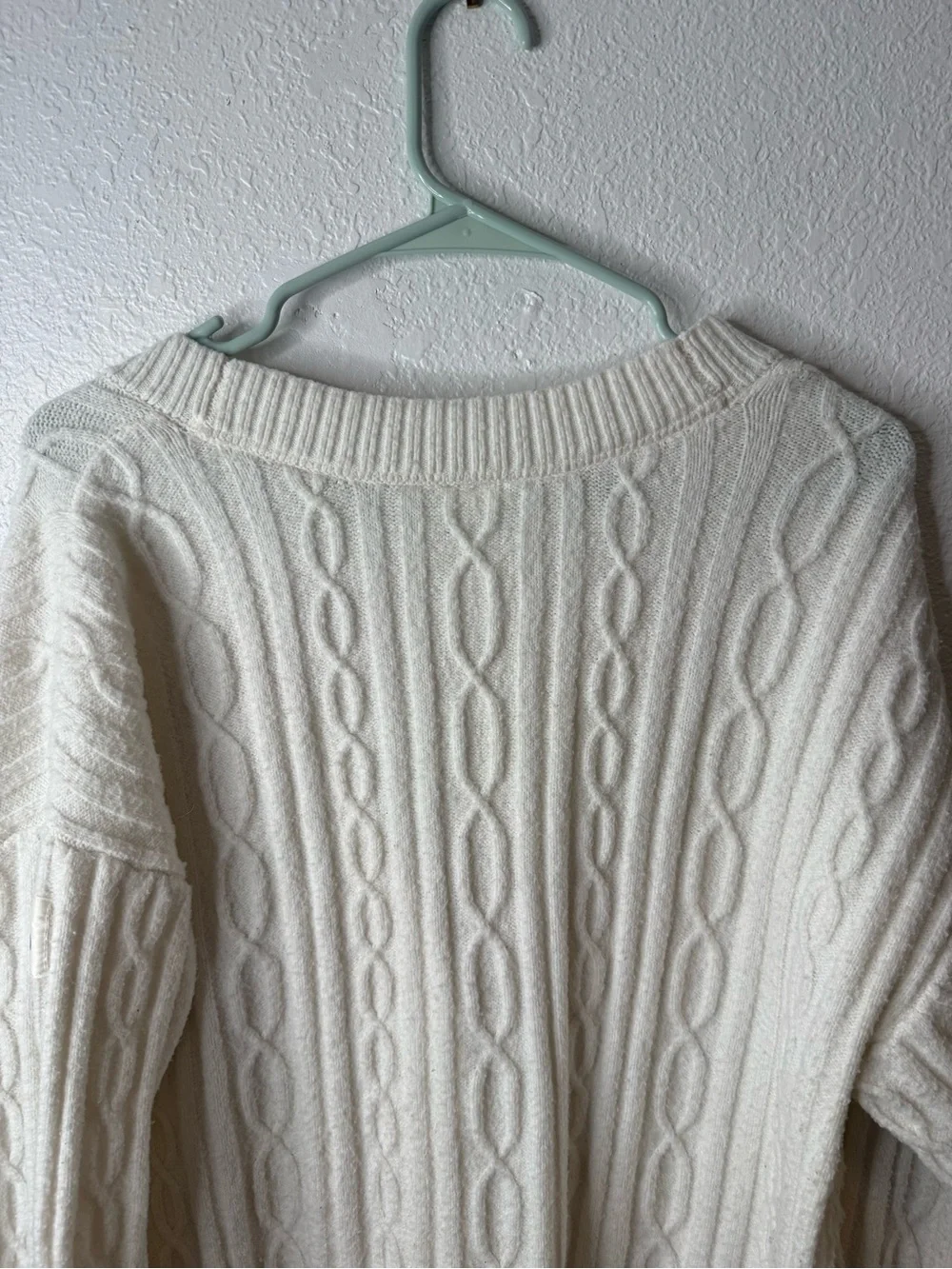 Alo Yoga Cable Knit Winter Bliss Cardigan Ivory Cream Button Front Sweater M